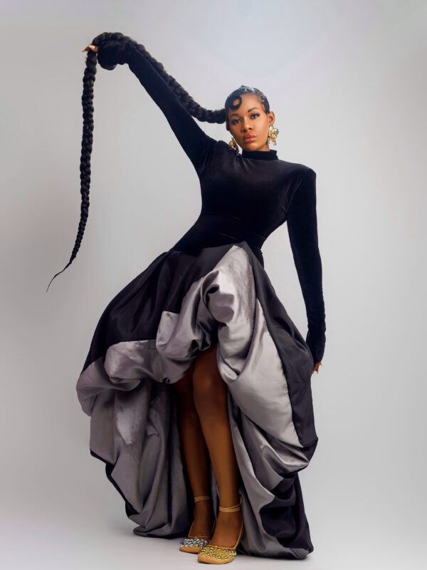 ASTRID ( Black Velvet )
